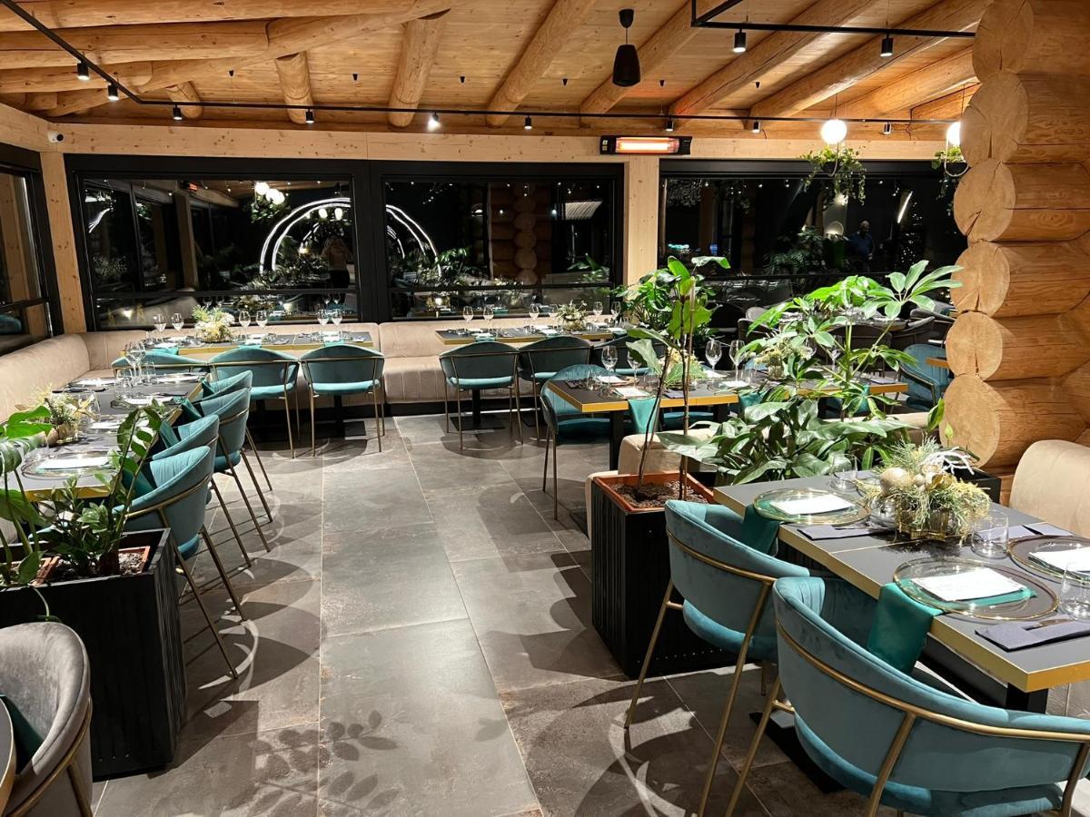 Complex Bosco Hotel Borsa  Bagian luar foto